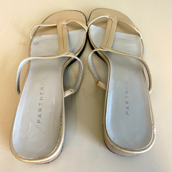 ALDO Lulu metallic low heel comfort heel block heel strappy sandals womens s 8.5 - Picture 1 of 7